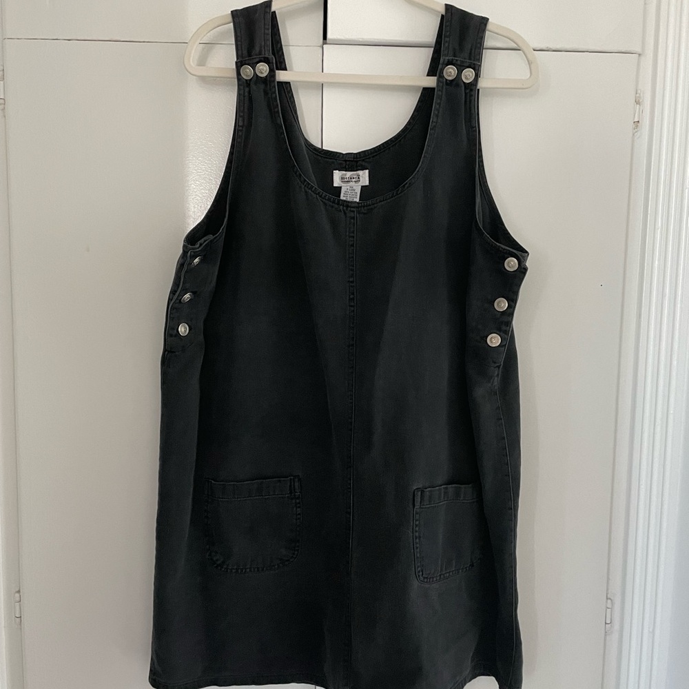 vintage faded black overall dress 🖤
